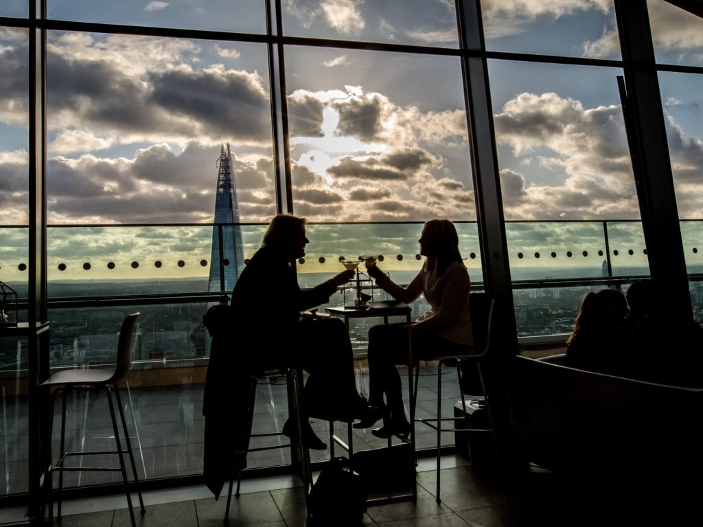 Sky-Pod-Bar
